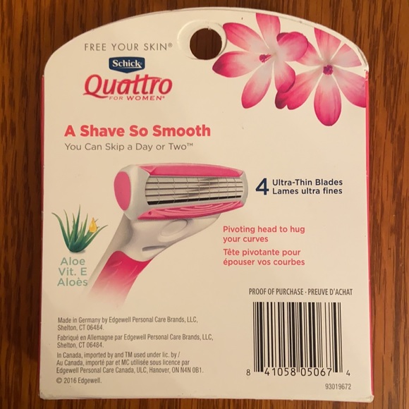 Schick Quattro 6pack refill razors - Picture 2 of 4